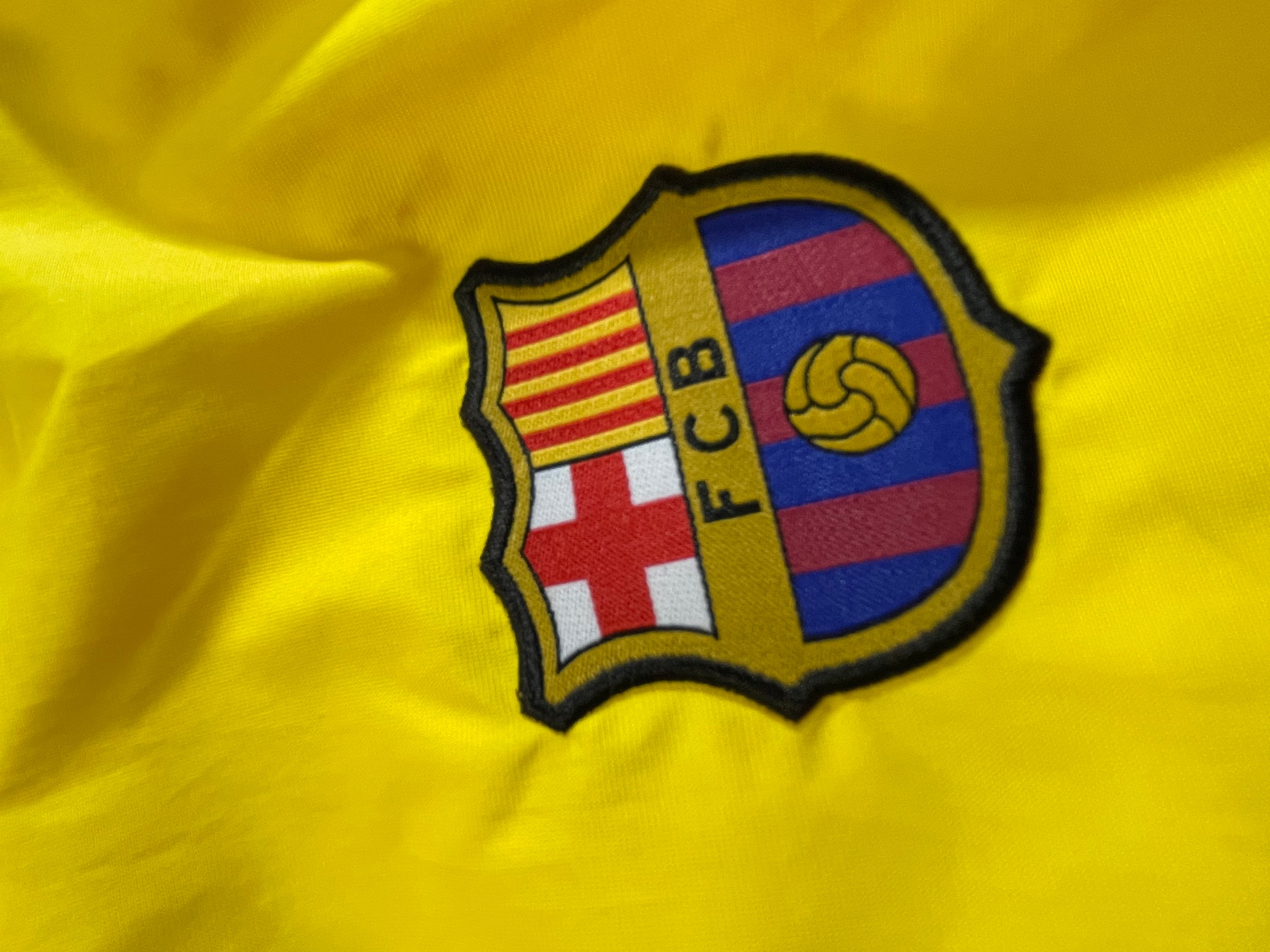 Nike FC Barcelona Windbreaker-Yellow